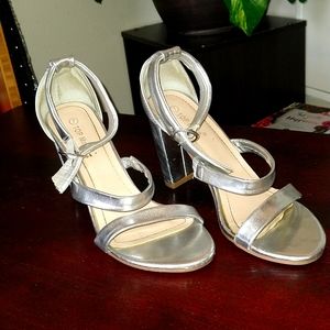 Top Moda chunky high heel silver sandals.